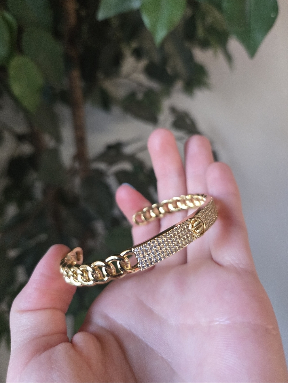 18k Gold CZ Link Cuff - Picture 3 of 3